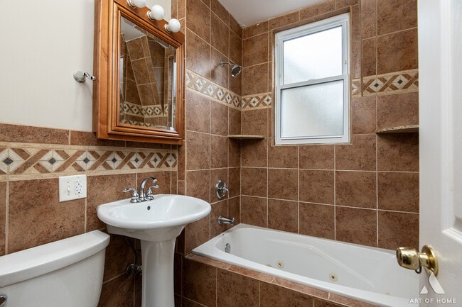 Photo - 6948 S Woodlawn Ave