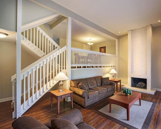 Nineteen North Apartments and Townhomes