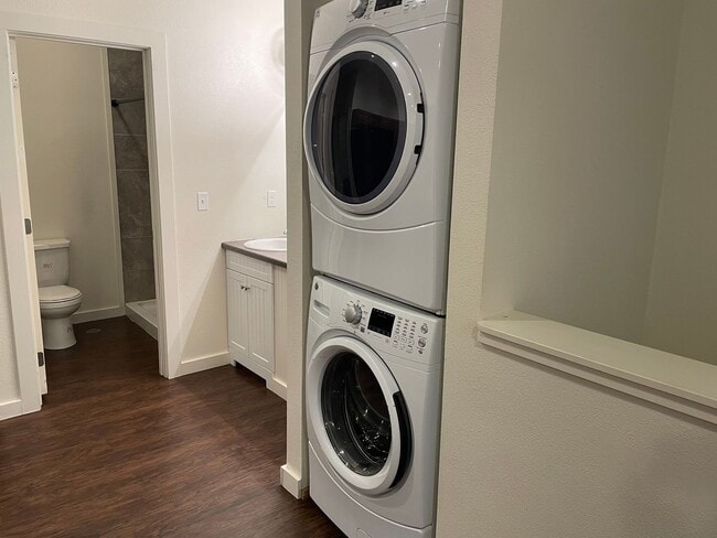 Photo - 320 S Asbury St Unidad #1