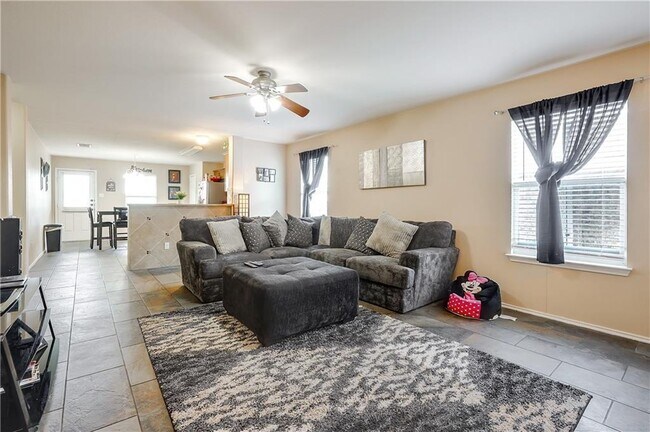 Building Photo - 18316 Great Falls Dr Rental