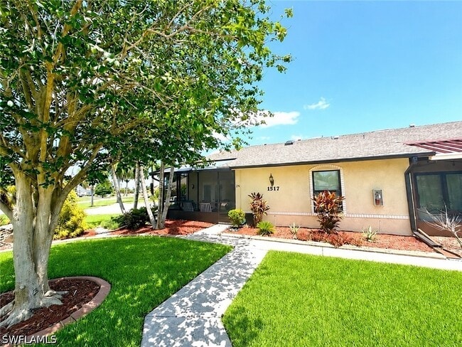 Building Photo - 1517 SW 51st Ln Unit 201