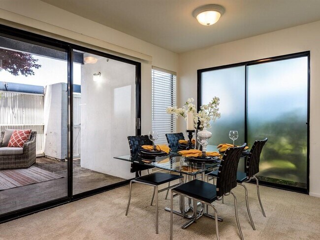 Photo - 1057 Shell Blvd Unit 2