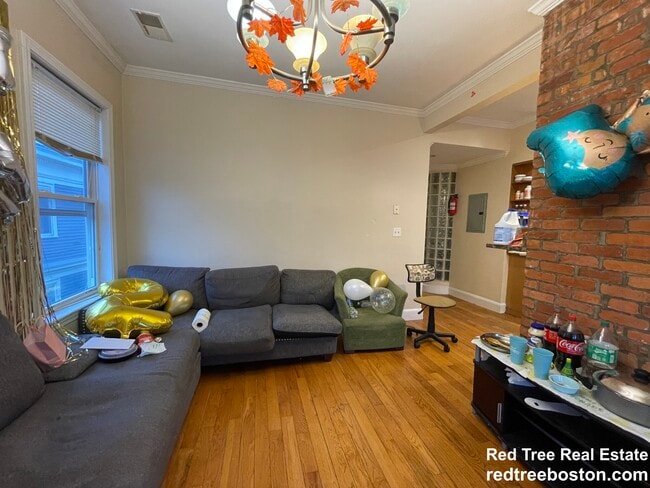 Photo - 30 Circuit St Unit 3