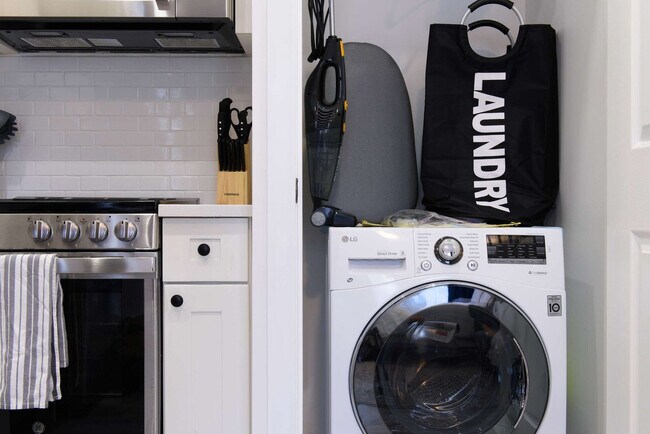 Photo - 240e E 75th St Unidad SI FL4-ID1021873P