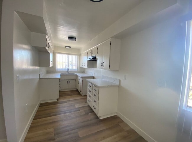 1513 2nd Ave