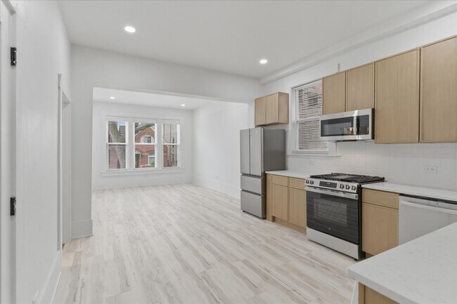 Photo - 2607 W Haddon Ave Unidad 2F