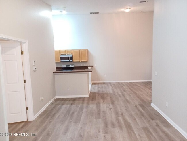 Photo - 2 BR 2 BA Condo COMING SOON! Unidad 12
