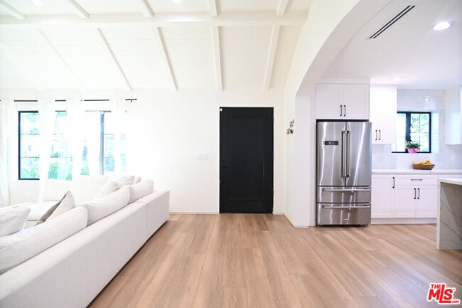 Photo - 1430 Stearns Dr