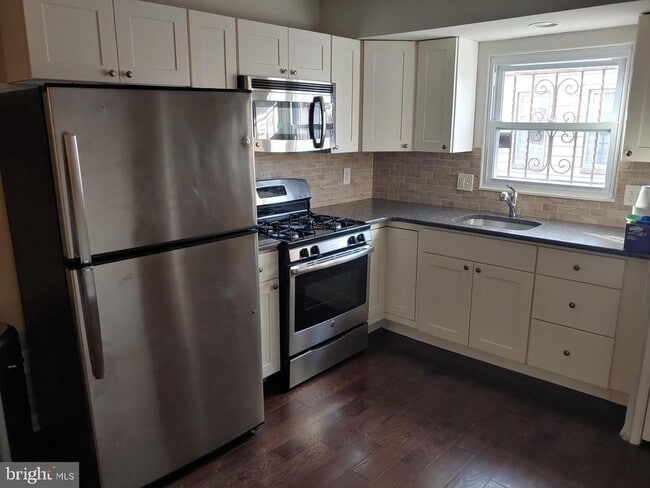 Photo - 2040 S 18th St