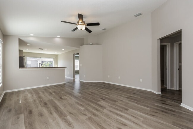 Photo - 809 College Chase Dr