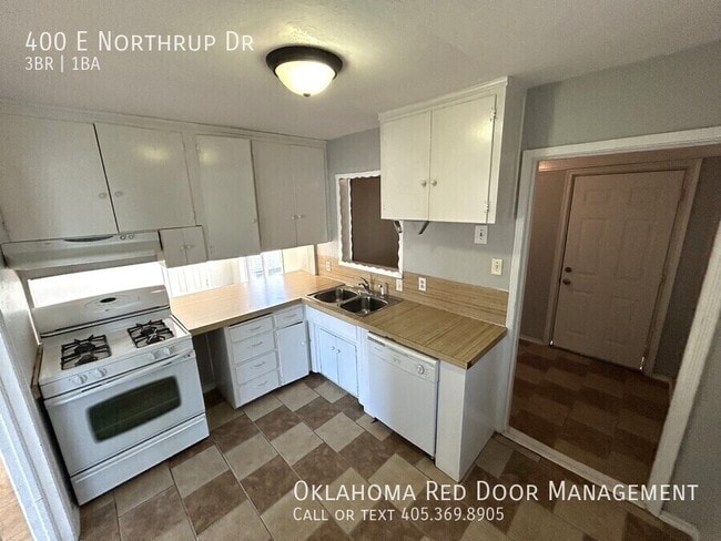 400 E Northrup Dr