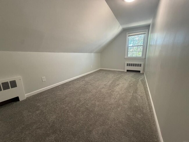 Photo - 95 Burke St