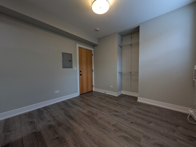 Photo - 503 W Belmont Ave Unit 5i