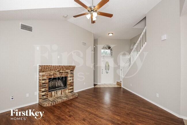 Photo - 1411 Springwood Dr