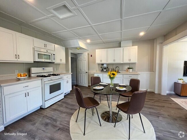 Building Photo - 37 N Spooner St Unit 1 Rental