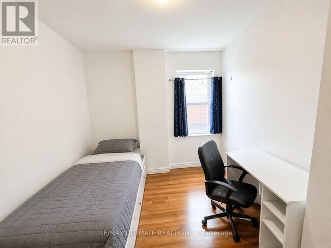 Photo - 310 Brunswick Ave Unit 6