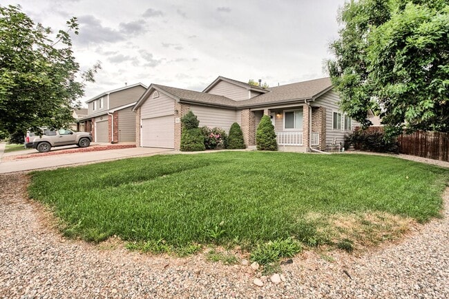Photo - 3 Bedroom 2 Bath Ranch Style Home in Loveland