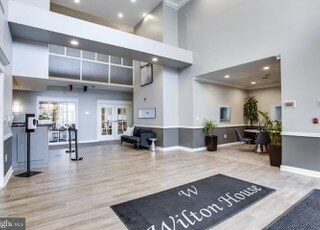 Photo - 2726 Gallows Rd Unidad 110