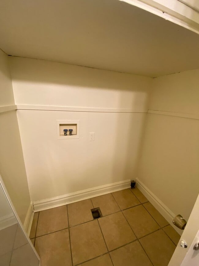 Photo - 540 W Wyeth St Unit 542 W Wyeth