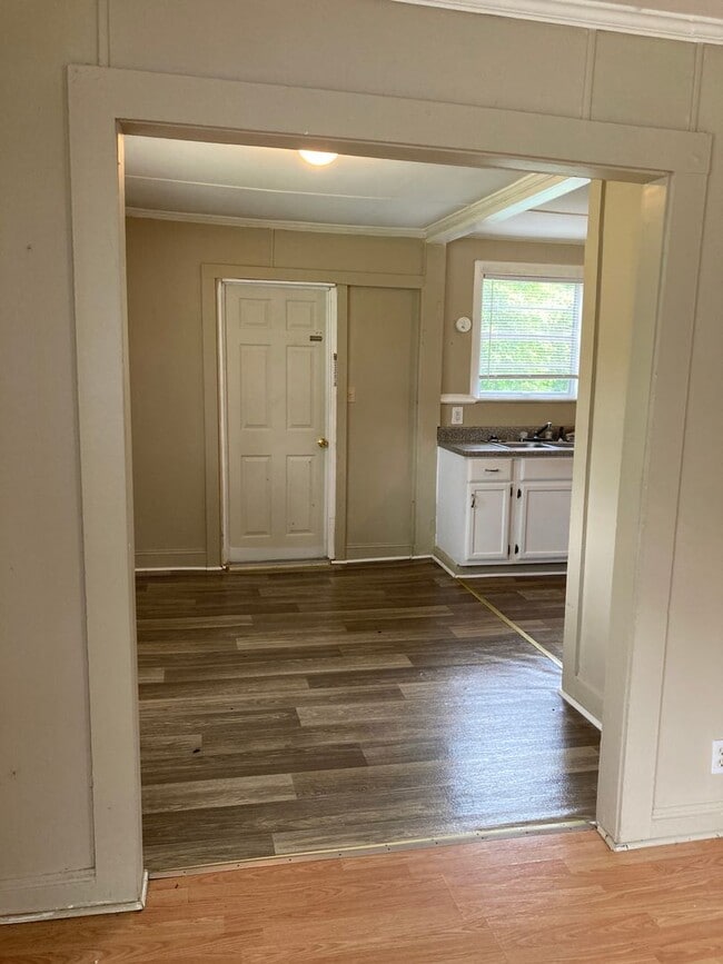 Photo - 4214 Myrtle Ave