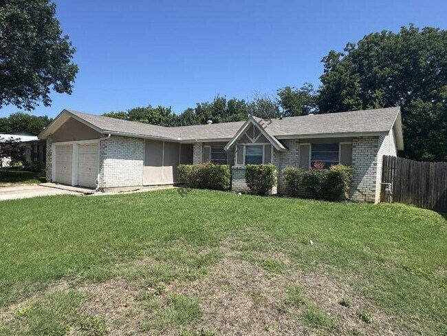 Photo - 1603 Natches Dr