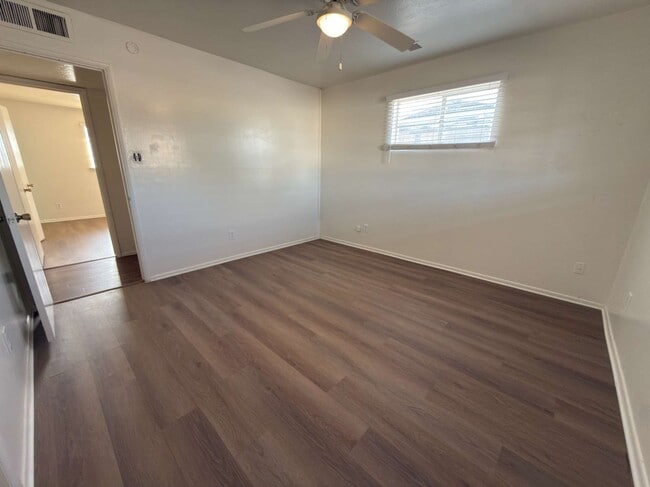 Photo - 7010 N 34th Ave
