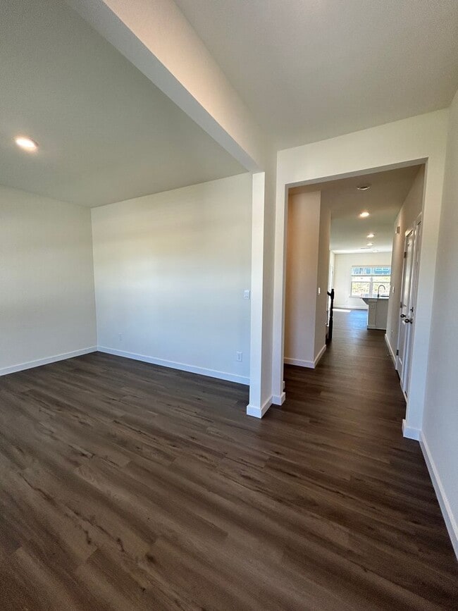 Photo - New Construction! 5 bedrooms, 3.5 baths, bonus room, plenty of storage, 2 car garage!