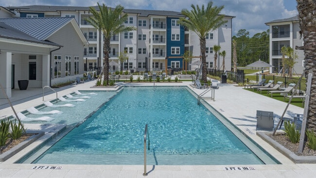 THE VANTAGE APARTMENTS