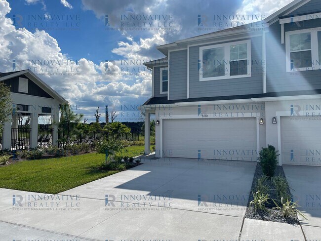 Photo - Corner Unit 3 Bedroom, 2.5 Bath Townhome in Lake Meadow Landing!