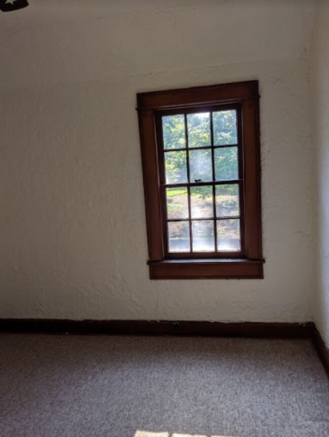 Photo - 1503 S Walnut St Unit Apartment 200