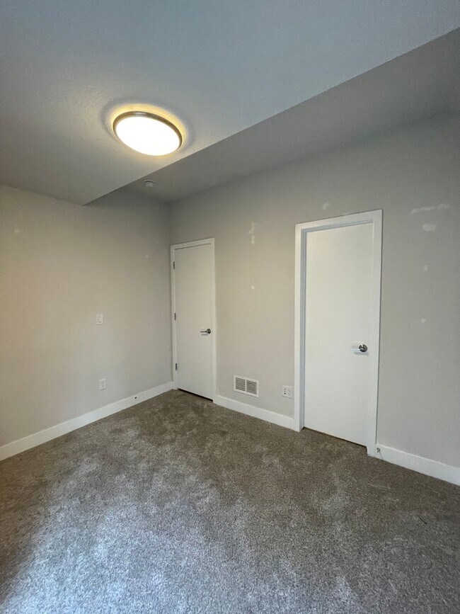 Photo - Lakewood Living Redefined: Stylish Three-Bedroom Townhome in West Line Village!!!