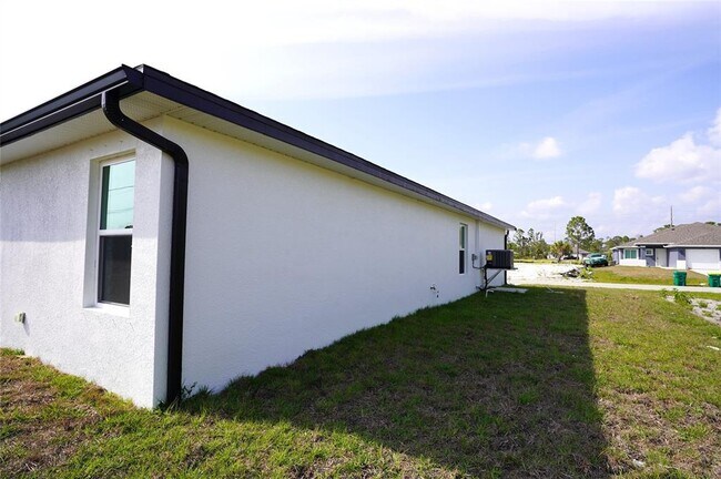 Photo - 11319 Poplin Ave