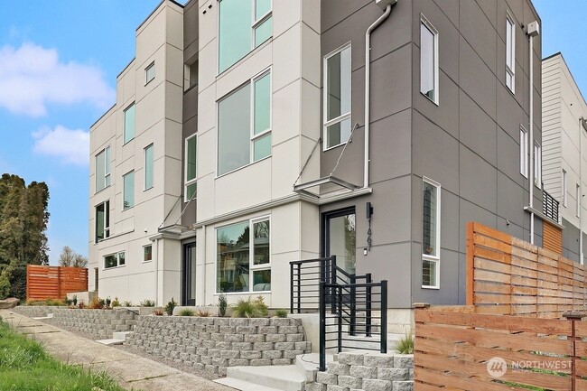 Photo - 1467 S Columbian Way Townhome