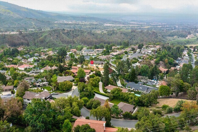 Photo - 10272 Overhill Dr