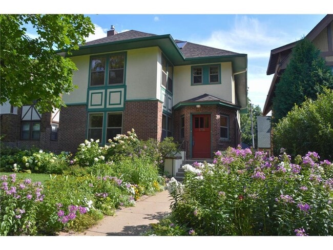 Building Photo - 1750 Portland Ave Rental