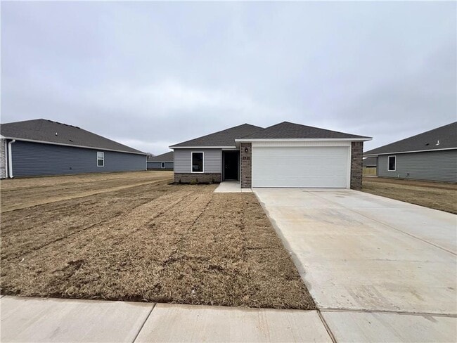 Photo - 2820 Evans St