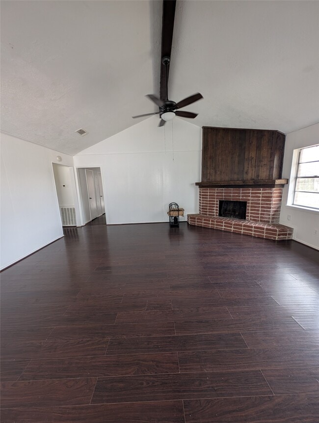 Photo - 8703 Collingsdale Rd