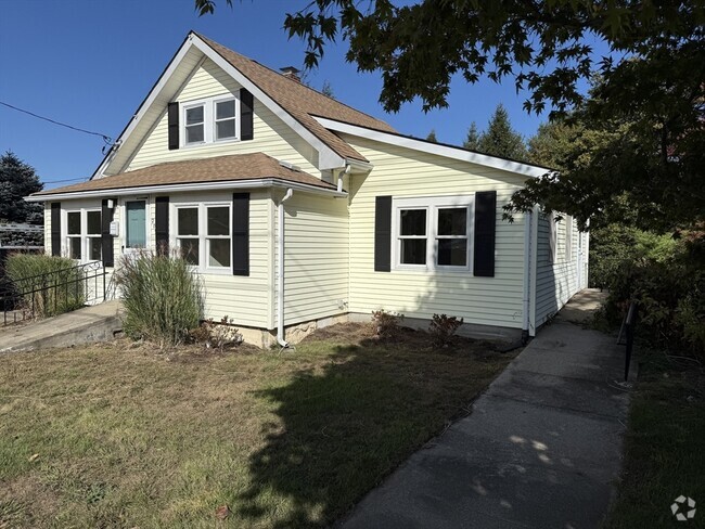 Building Photo - 209 Beaver St Rental