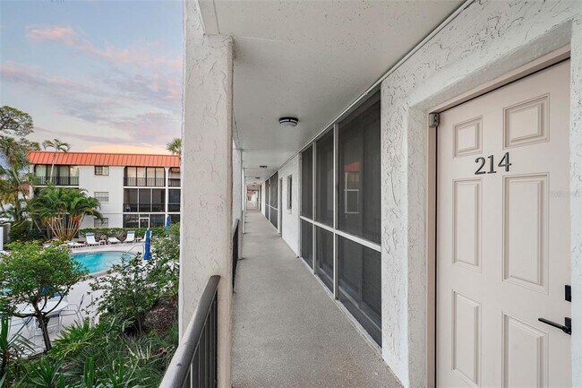 Photo - 10540 77th Terrace Unit 214