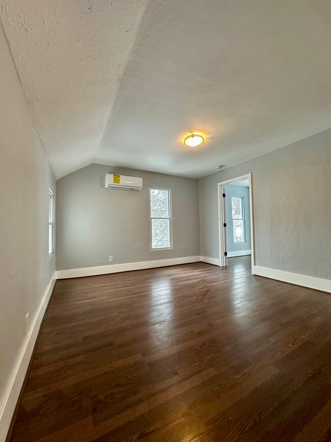 Photo - 914 Garfield Ave Unit 2