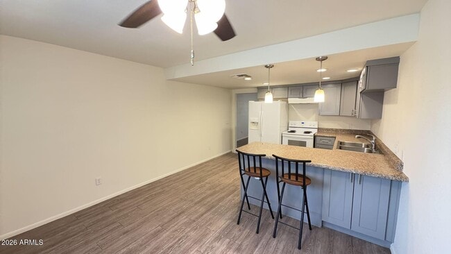 Photo - 4418 N 53rd Ln Unit 3