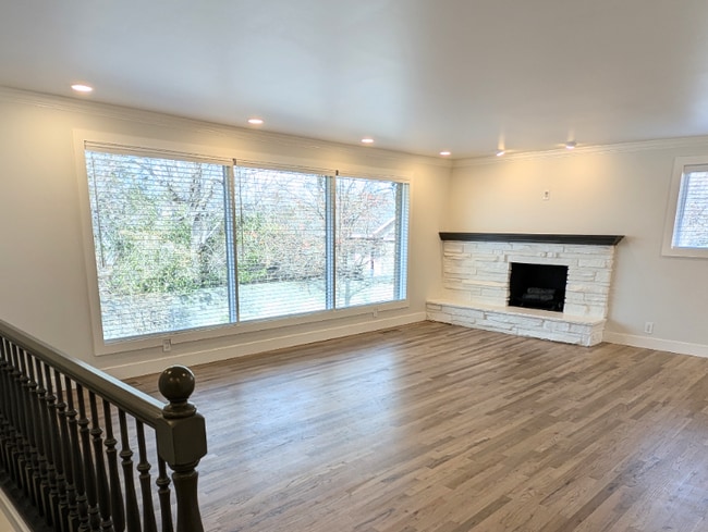 Photo - 3820 S Viking Rd