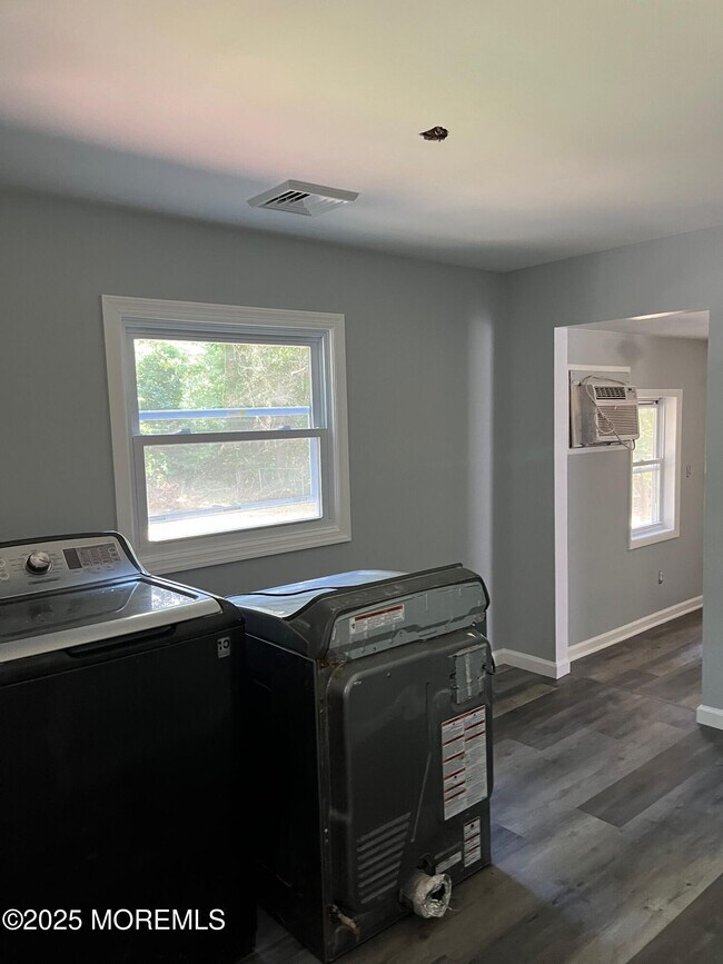 Photo - 1971 Church Rd