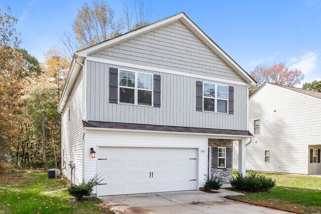 Photo - 1011 Helms Rd