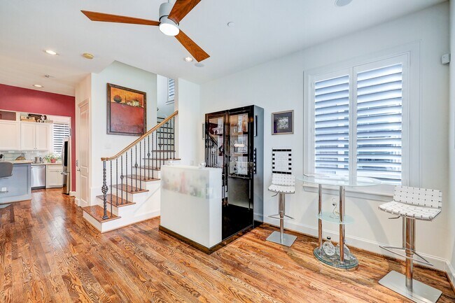 Photo - 1919 Colquitt St