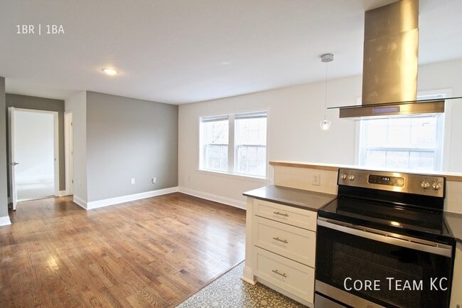 Photo - 1901 Olathe Blvd Unidad 303