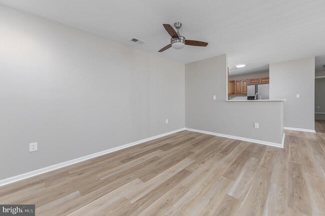 Photo - 117 Lionheart Ln