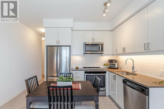 Photo - 8 Nahani Way Unit 3320