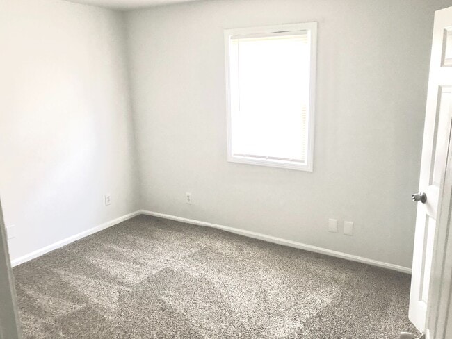 Photo - Delaware Duplex Unidad 2106 W. Delaware St