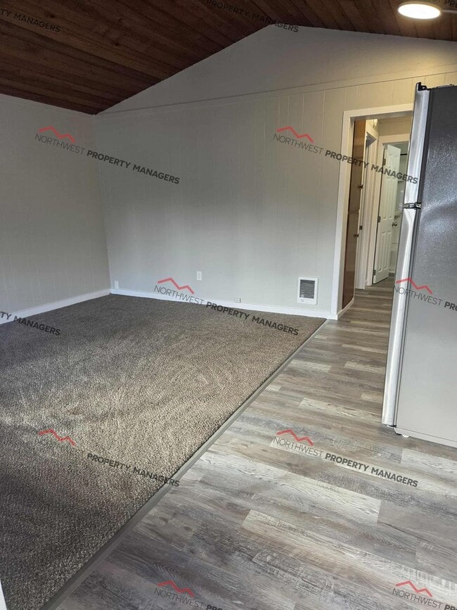 Photo - R330B Unit #A